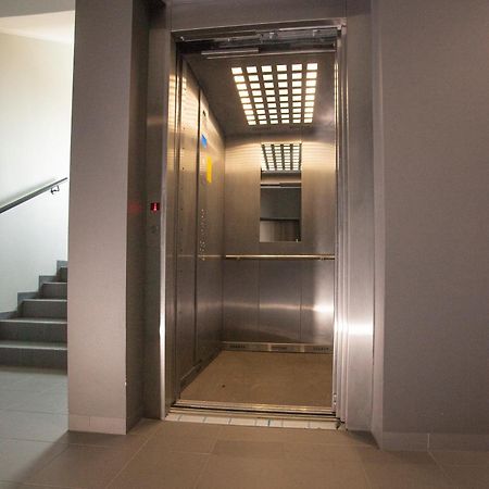 Apartament W Cieplicach Perfekt Jelenia Gora Dış mekan fotoğraf