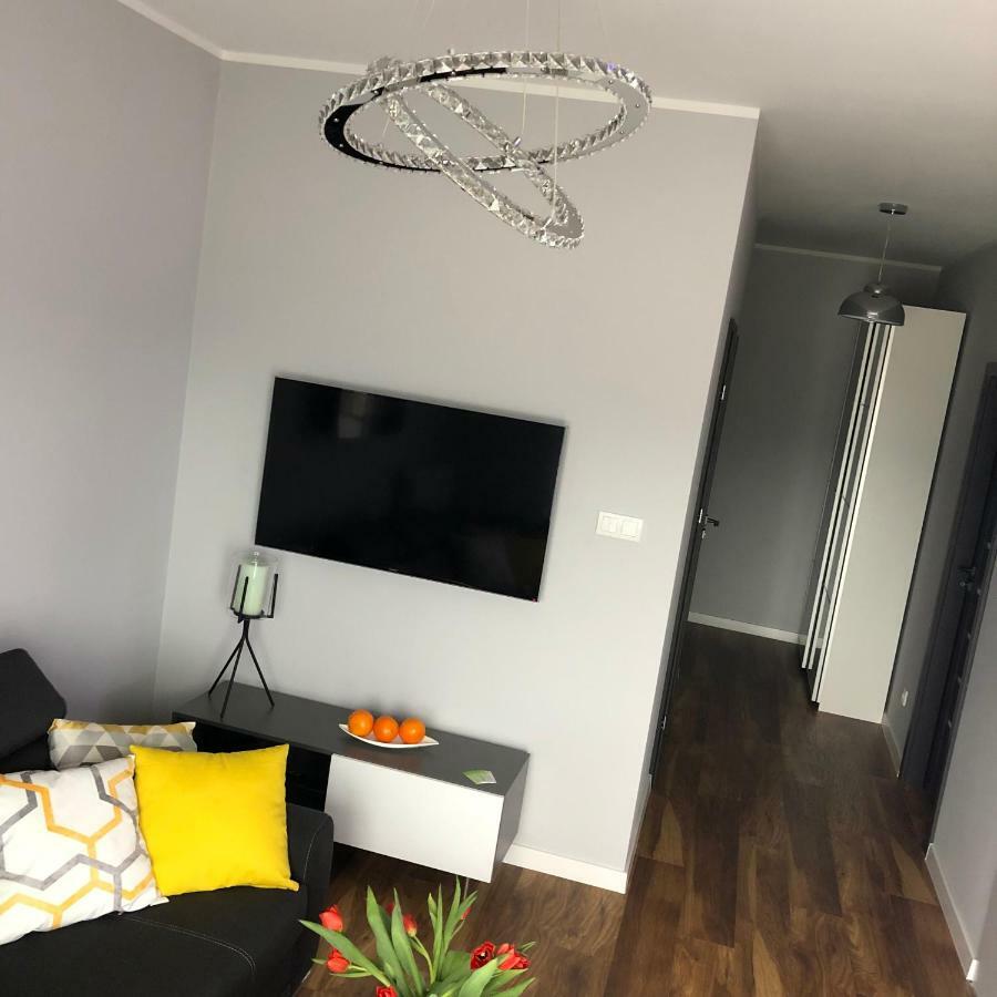 Apartament W Cieplicach Perfekt Jelenia Gora Dış mekan fotoğraf